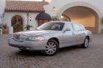Lincoln Town Car 2003 года